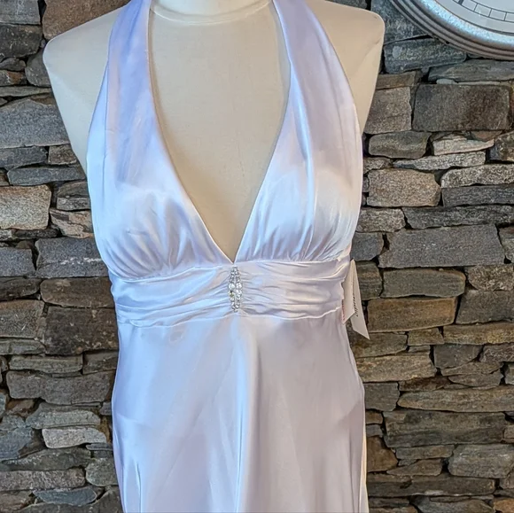 David's Bridal NWT DB Studio White Full Length Halter Gown Open Back - Picture 5 of 15